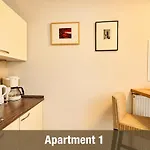 بيت للعطل Fewozauber - 5 Klosterstrasse, Direkt Am Schloss, Garten, Kueche, 2 X Kamin, Fahrraeder Abstellbar شفيرين